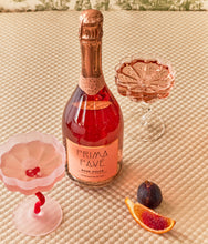Load image into Gallery viewer, Prima Pave - Rose Dolce - Alcohol Free Sparkling Wine with glasses and fruit