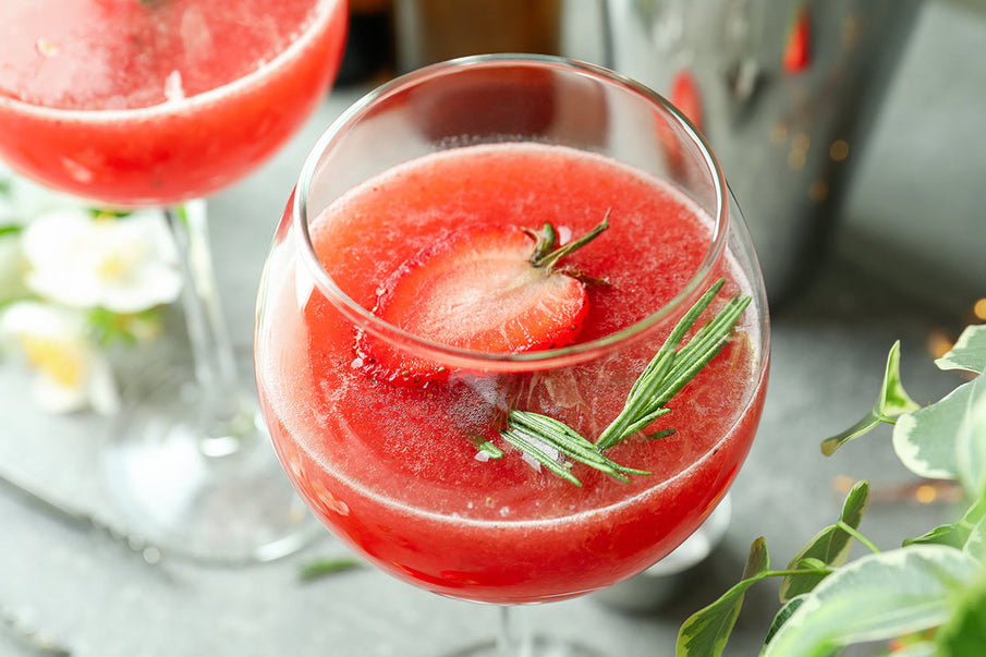 Rossini mocktail made with Prima Pavé non-alcoholic sparkling wine