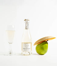 Load image into Gallery viewer, Prima Pave Blanc de Blancs mini bottle with pear and melon
